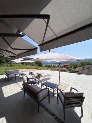 Villa Fiorita Room Type - One-Bedroom Apartment with Lake View