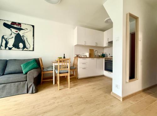 Cozy Stay Rondo ONZ Apartment, Varsovie