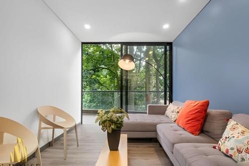 Class Suites 202 - Colorful with Pool and gym, El Poblado (foto 7)