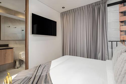 Morph 1101 - Sophisticated & brigh apt/ BBQ, El Poblado (Foto 3)