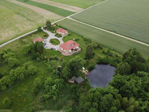 Dom nad stawem