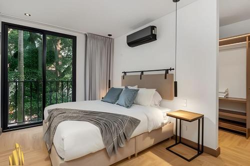Morph 201 - High ceilings & modern apt/BBQ, El Poblado (Foto 4)