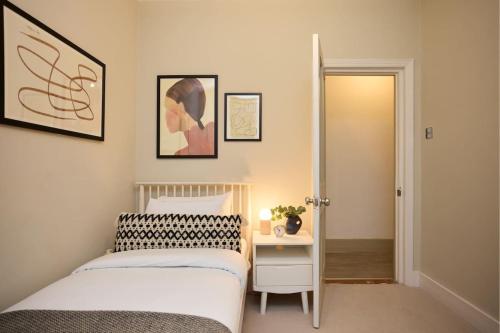 The Furness Hideout - Charming 2BDR Flat with Shared Garden, Londres (foto 5)