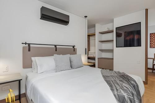 Morph 401 - Modern apt High Ceilings BBQ/Jacuzzi, El Poblado (foto 7)