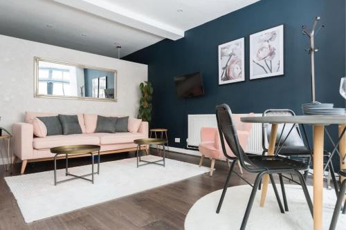 The Paddington Studio - Cool & Stylish 1BDR Mews, Londýn