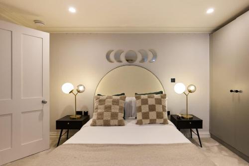 The Bayswater Retreat - Adorable 3BDR Flat with Balcony, Londres (foto 8)