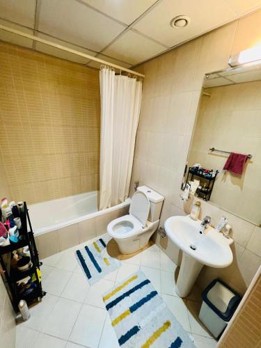 Budget 2BR Furnished Apartment FAMILY ONLY, Dubái (foto 7)