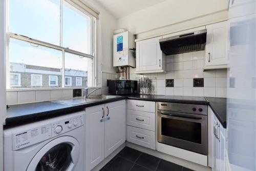 The Shepherd's Bush Place - Lovely 1BDR Flat