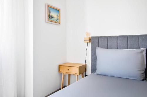 2 Apartments, 2 Parking - Sleeps 8 - Quiet Central, Sofia (Foto 7)