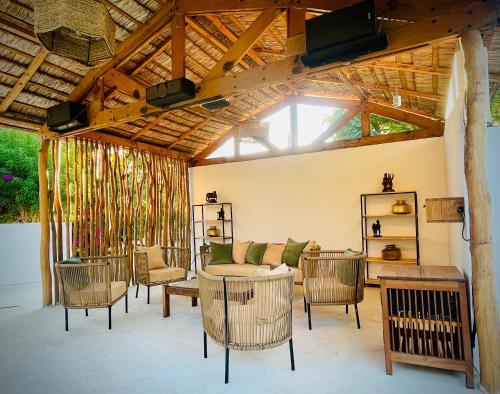 Ресторан, CHEZ ALAIN in Toliara