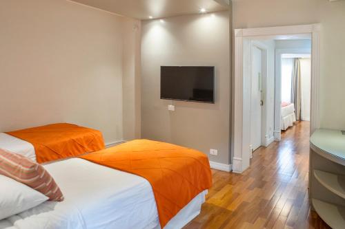 Quadruple Room image 8