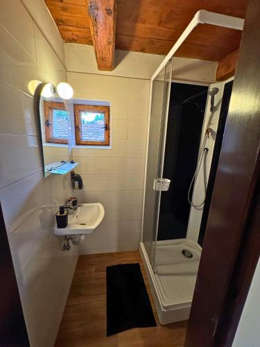 Chalúpka pod orechom (Chalupka pod orechom) in ลิปตอฟสกี ตรโนเวซ