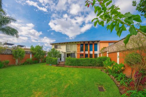 A szálláshely kívülről, Ole España (Ole Espana) near La Aurora nemzetközi repülőtér