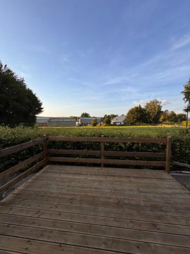 Chambre privée avec salle de bain - accès entièrement privé (Chambre privee avec salle de bain - acces entierement prive) in Мальмеді