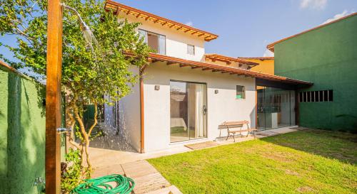 Bz99 House with barbecue and shower, 4 suites!