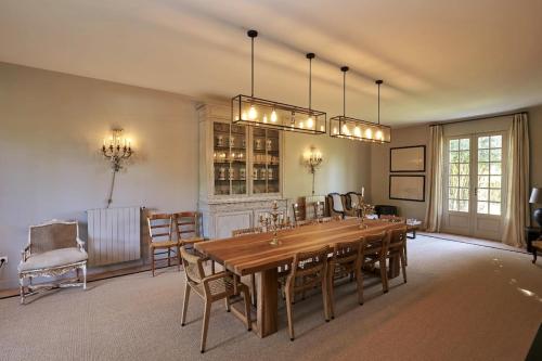 Chateau au coeur des vignes proche de St Emilion in Belves-de-Castillon