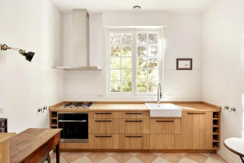 Chateau au coeur des vignes proche de St Emilion in Belves-de-Castillon