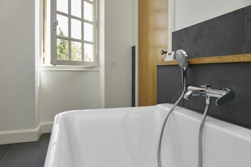 Chateau au coeur des vignes proche de St Emilion in Belves-de-Castillon