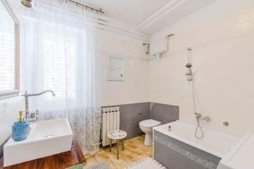 Apartment Bella Rosa - image 10
