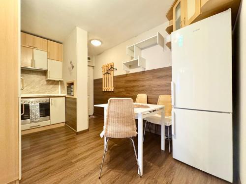 T27 Apartment with Free Parking, Budapest (photo 10)