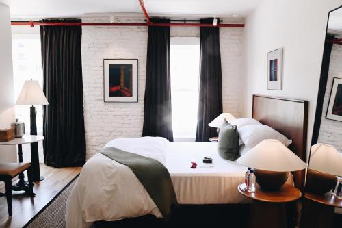 Cherry Warehouse Hotel - image 14