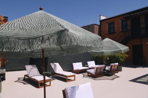 Cherry Warehouse Hotel - image 13