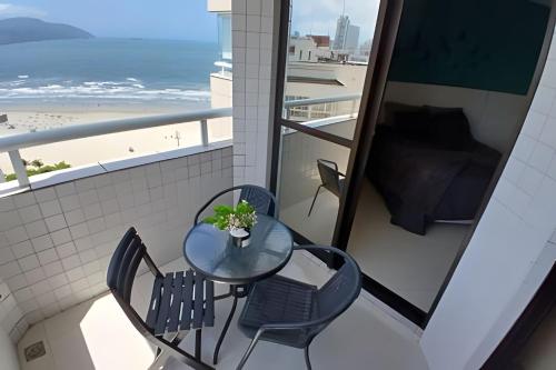 SHB - Flat no melhor de Santos. Pé na areia!, Santos