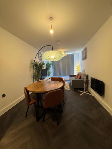 Beautiful 2Bedroom Apt near Birmingham City Centre, Birmingham (foto 11)