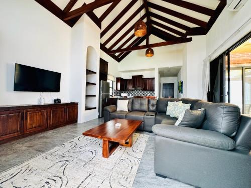 Forever Sunsets - Beachfront 3BR Home with Private Pool at Gran Pacifica Resort in San Diego