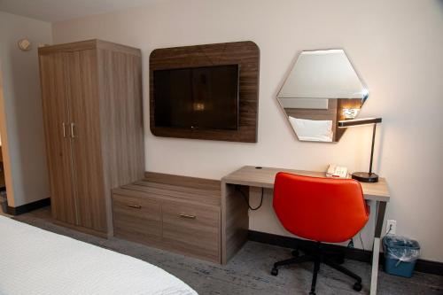2 queen beds