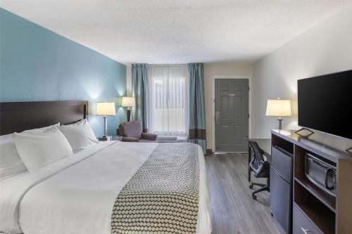 SureStay Plus Hotel by Best Western Asheboro - image 14