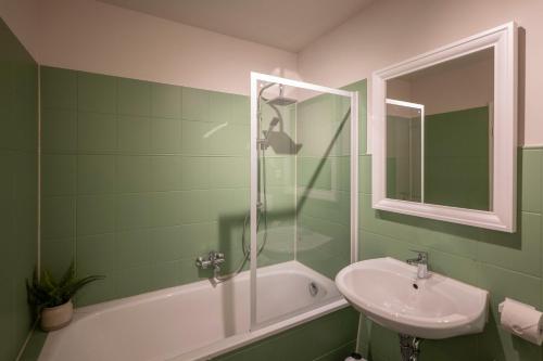 4Tiny Together-Apartment - Balkon, Netflix, Nespresso, Messe, Хемниц (фото 7)