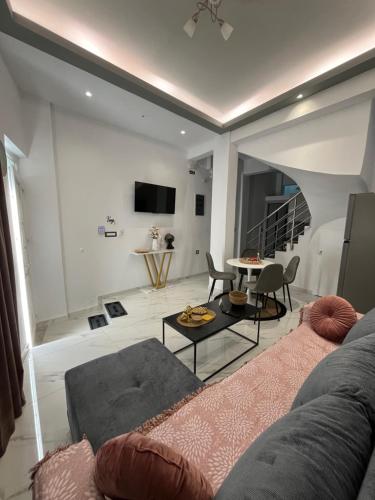 3 bedrooms, 4 beds