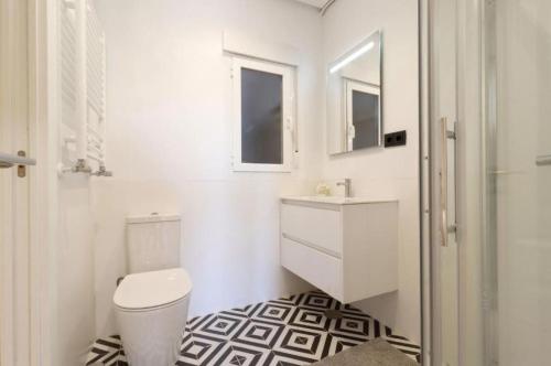 AH-Apartamentos de Diseño en Madrid Río, Madrid (foto 5)