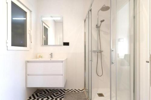AH-Apartamentos de Diseño en Madrid Río, Madrid (foto 3)