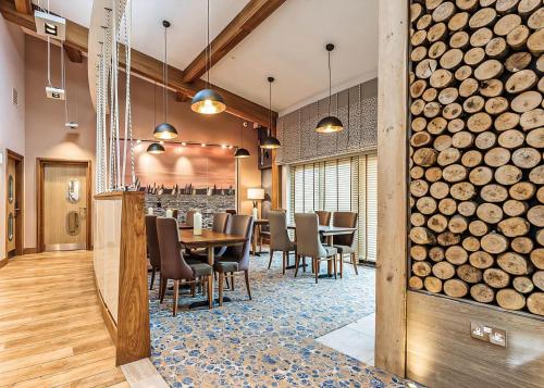 Exterior view, Woodside Coastal Retreat in Wootton Bridge