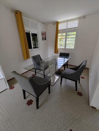 Appartement F3 Caracosy tout confort in Baie-Mahault
