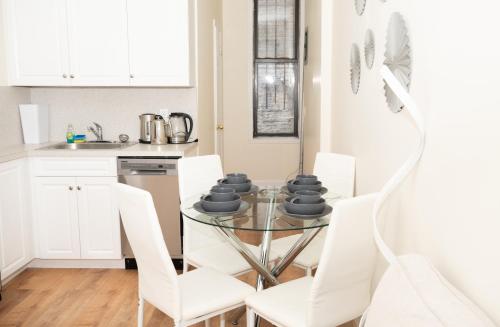 East Village Center Apartment w Full Amenities Great New York Location, New York (Foto 5)