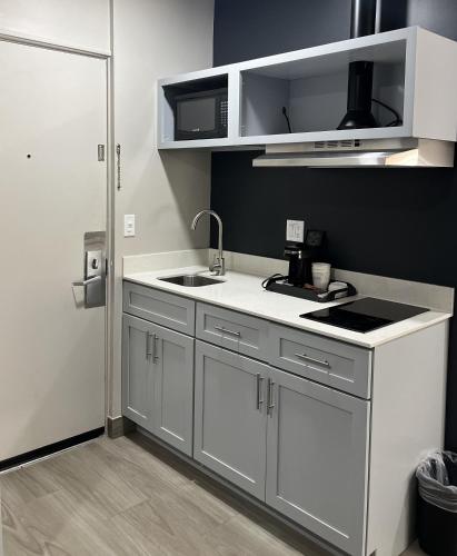 Howard Johnson by Wyndham Flagstaff University West near Thorpe Park