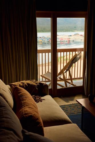 Hotel Marina Riviera in Big Bear Lake, USA