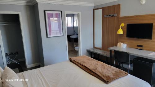 room detail thumbnail 0