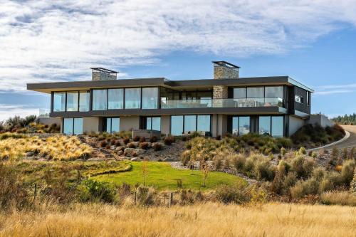 Deluxe Villa image 9