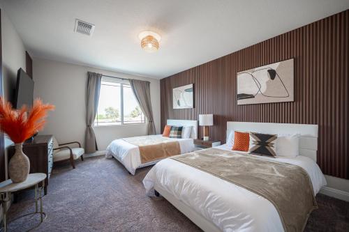 Modern Spacious 6BR Villa with Game Loft 5 Min to Strip, Stadium & Shopping!, Las Vegas (photo 8)