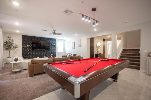 Modern Spacious 6BR Villa with Game Loft 5 Min to Strip, Stadium & Shopping!, Las Vegas (photo 5)