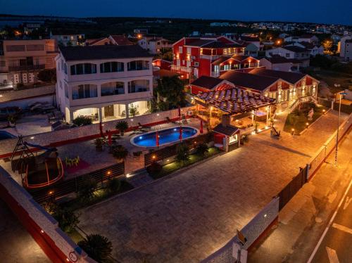 Luxury villa with a swimming pool Turanj Biograd - 18216 Sveti Filip i Jakov