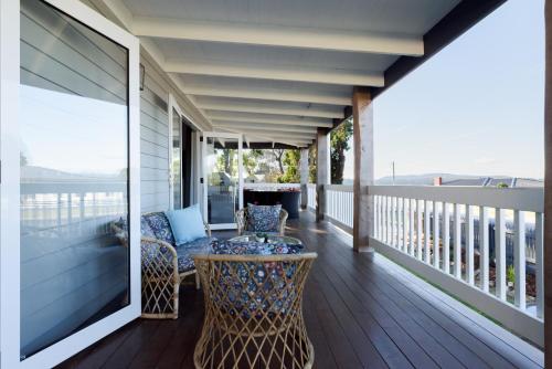 Vybavení, Elegant Beauty Point Home with WiFi & Fireplace in Beauty Point / Beaconsfield