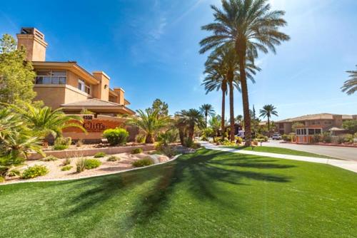 Inngang, The Cliffs at Peace Canyon in Summerlin