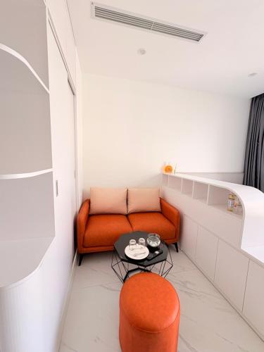 Beautiful Hotel Vinhomes Grand Park - Long Bình - image 4