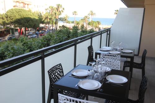 Apartamentos Cambrils Playa Spa - image 4