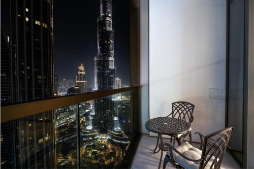 GRANDE SIGNATURE RESIDENCES - Luxury 2BR with Full Burj Khalifa Views, Dubaj (zdjęcie 4)